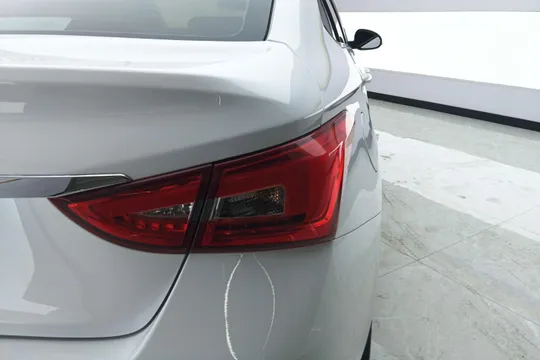 Chery Arrizo 5