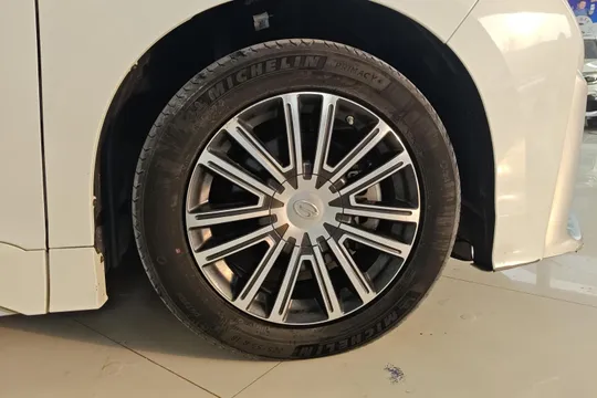 Gac M8