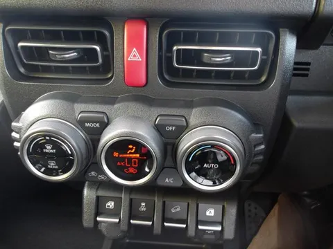 Suzuki Jimny Sierra