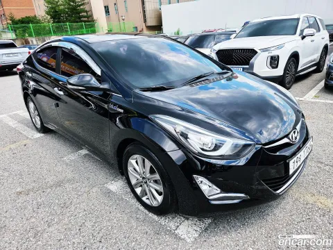 Hyundai Elantra (Avante)