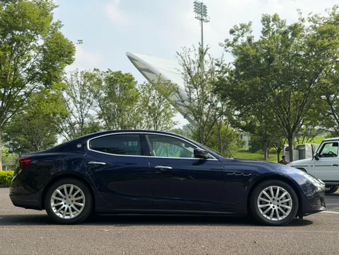 Maserati Ghibli
