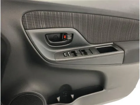 Toyota Yaris (Vitz)