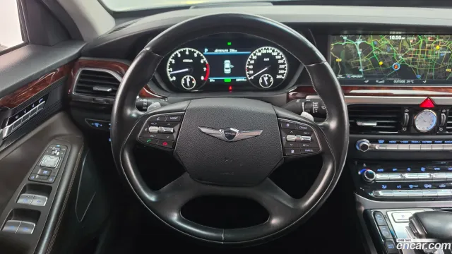 Genesis G90 (EQ900)