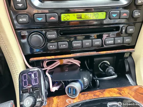 Jaguar XJ