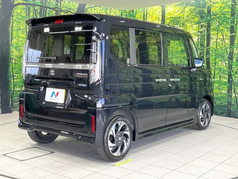 Suzuki Spacia Custom