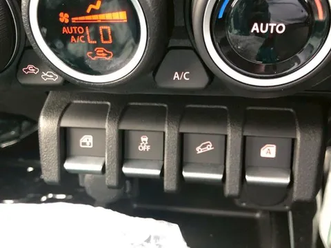 Suzuki Jimny Nomade