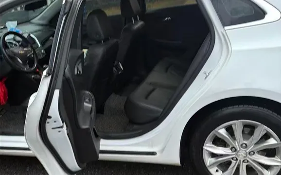 Chevrolet Malibu XL