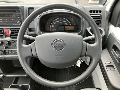Nissan Clipper Truck