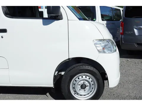 Toyota TownAce Van