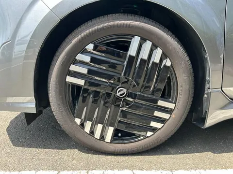 Nissan Note Aura