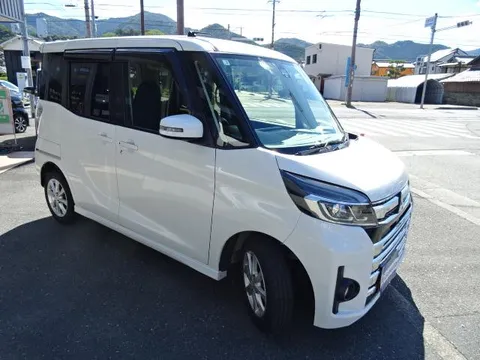 Mitsubishi eK Space Custom
