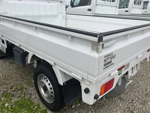 Nissan Clipper Truck