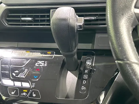 Mitsubishi eK X Space