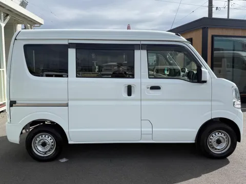 Nissan Clipper