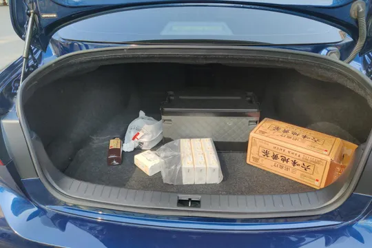 Infiniti Q50L