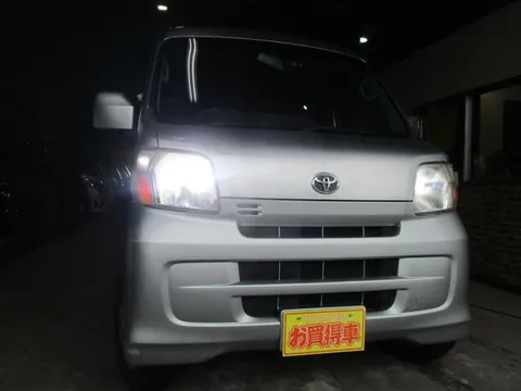 Toyota Pixis Van