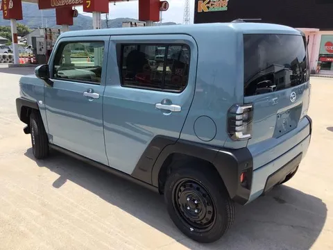 Daihatsu Taft