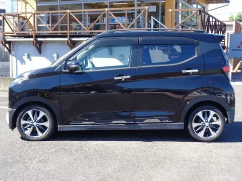 Mitsubishi eK X