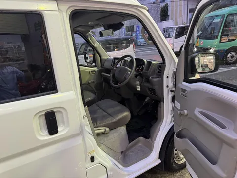 Nissan Clipper