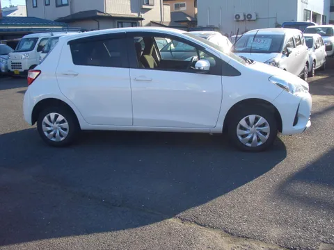 Toyota Yaris (Vitz)