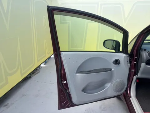 Mitsubishi I