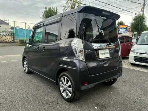Mitsubishi eK Space Custom