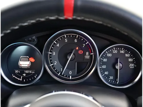 Mazda MX-5 (Roadster)