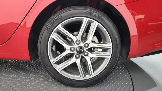 Kia Cerato (K3)