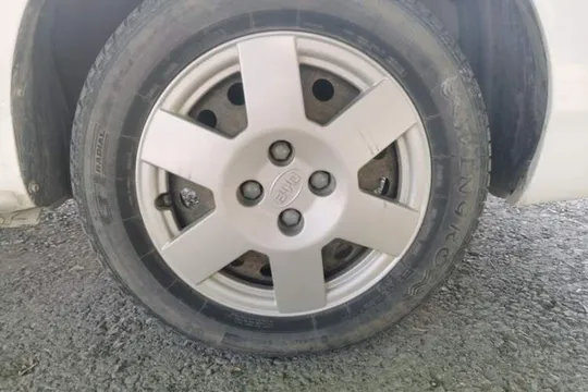 BYD F3