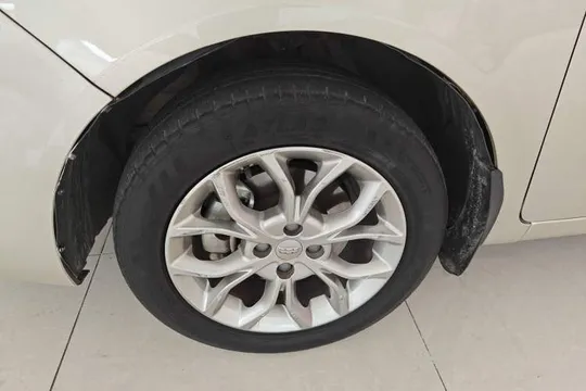 Geely Vision