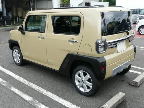 Daihatsu Taft