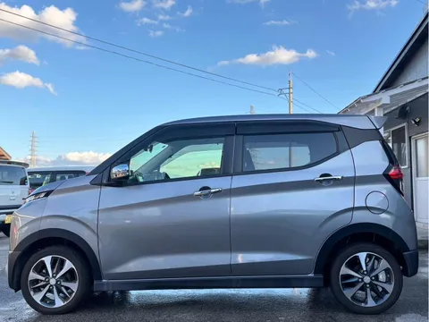 Mitsubishi eK X