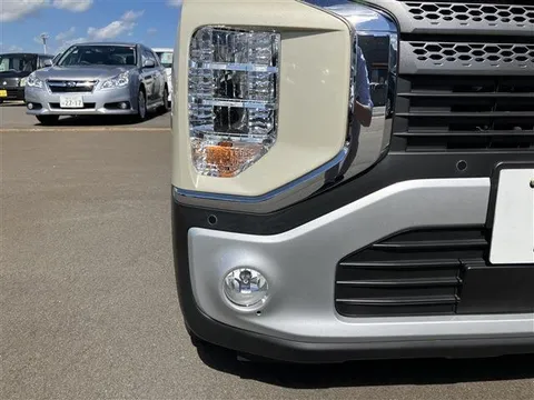 Mitsubishi eK X