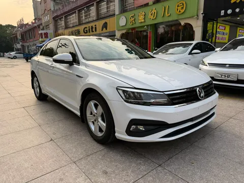 Volkswagen Lamando