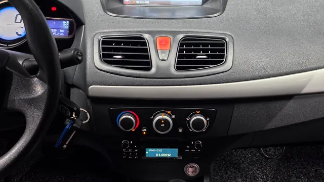 Renault SM3