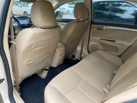Roewe 350