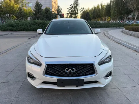 Infiniti Q50L