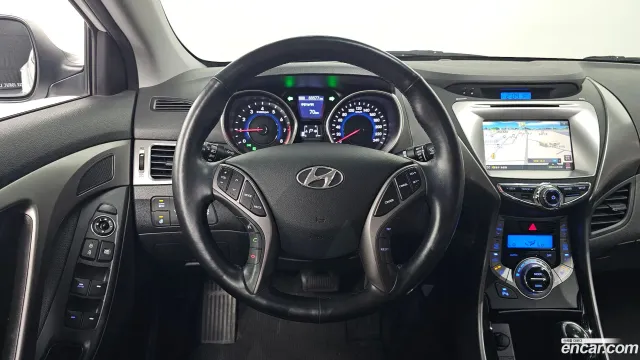 Hyundai Elantra (Avante)