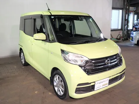 Nissan Dayz Roox