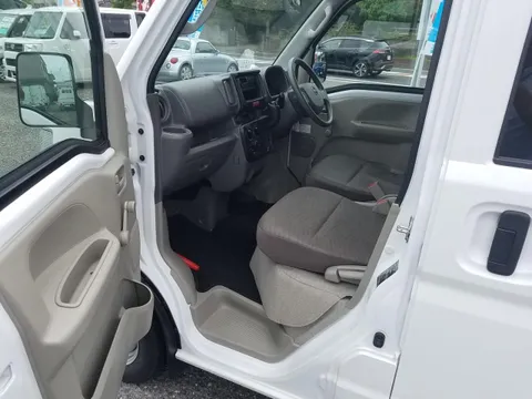 Nissan Clipper