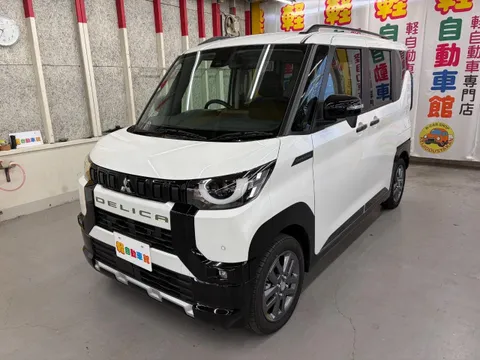 Mitsubishi Delica Mini