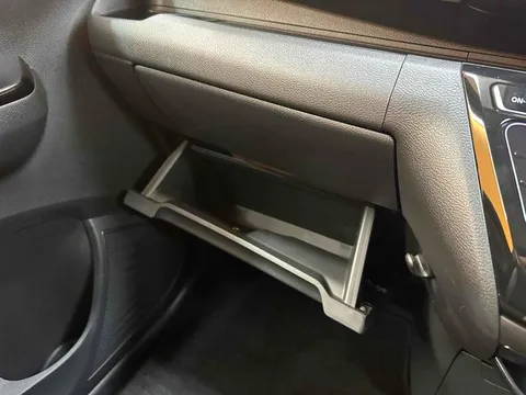 Mitsubishi eK X