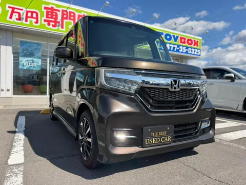 Honda N-BOX Custom