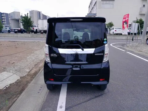 Mitsubishi eK Space Custom