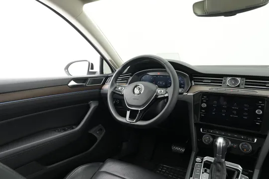 Volkswagen Passat GT