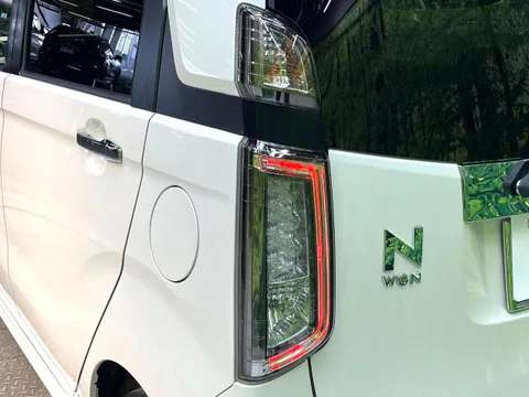 Honda N-WGN Custom