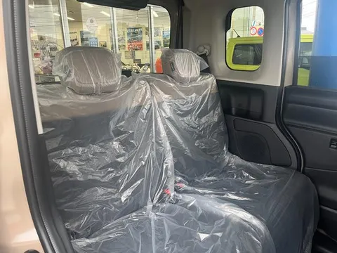 Mitsubishi Delica Mini