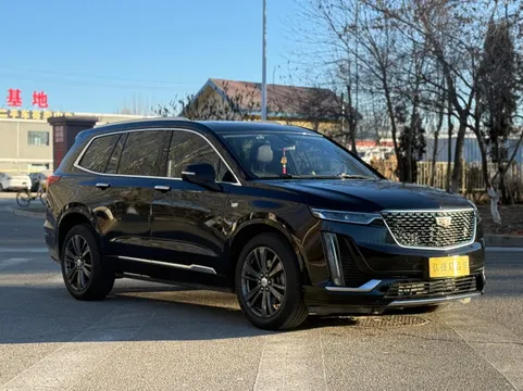 Cadillac XT6