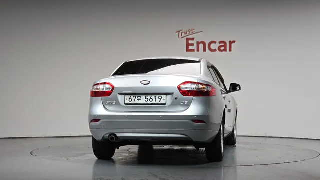 Renault SM3