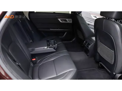 Jaguar XFL